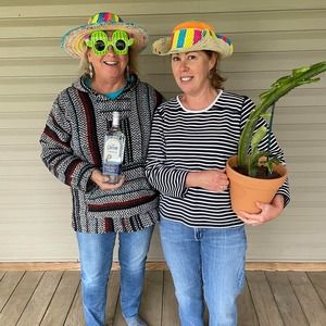 Meet your Posher, Lorraine